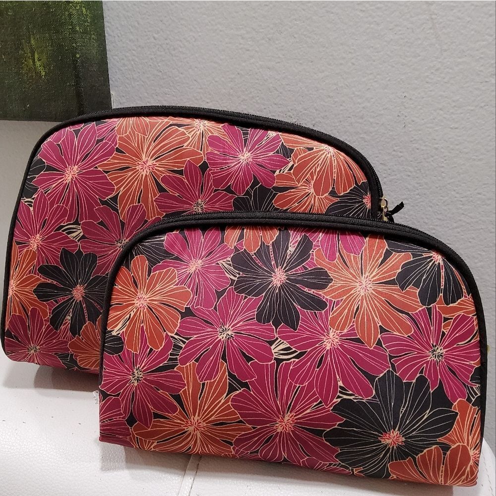 Nicole Miller Bundle of 2 Cosmetic Bags